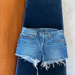 Levi’s cut off shorts sz 26